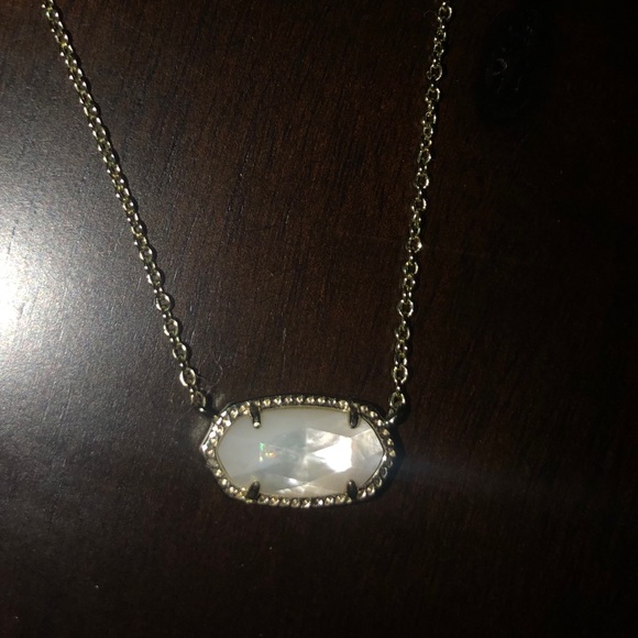 Kendra Scott Jewelry - Iridescent Pearl Kendra Scott Necklace-BNWOT